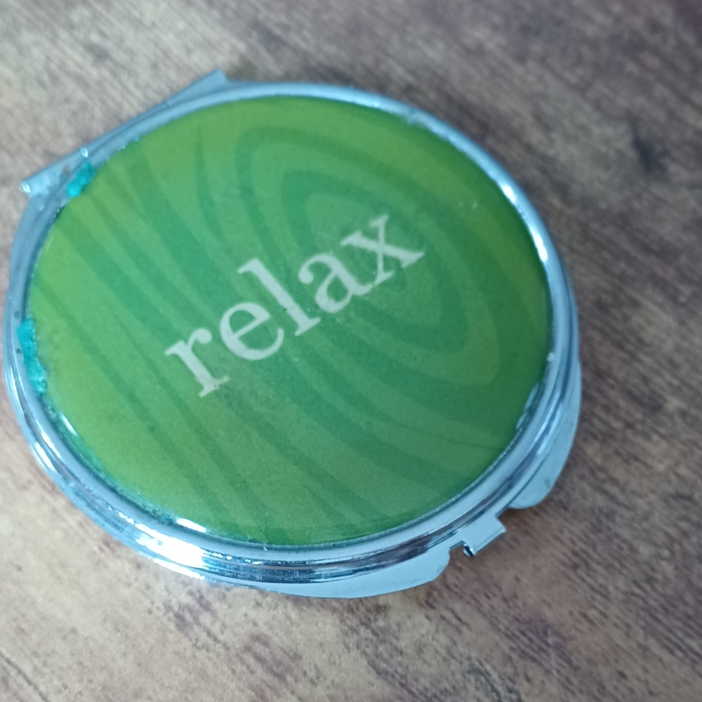 Metal Relax Compact Mirror